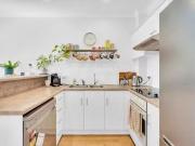 Cheap 2 BR 35/81 Carrington Street, Adelaide, SA 5000