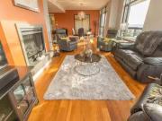 Cheap 2 BR Belleville Street