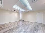 Charming 304 66 Gerrard Street E, Toronto, ON, M5B 1G3 com.