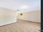 Cheap 31 Gunnawarra Crescent, Craigmore, SA 5114