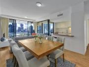 Cozy 321 Main Street, Kangaroo Point, QLD 4169