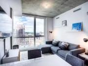 Just in! 3311 1188 Av. Union, Montréal Ville Marie, QC, H3B.