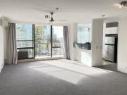 Just in! 33/2940 Gold Coast Highway, Surfers Paradise,...