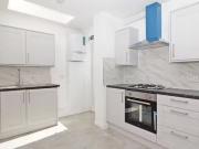 Charming 3 BA 5 bedroom terraced house for rent in...