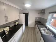Rental! 3 bedroom house share for rent in Mostyn Road E,...