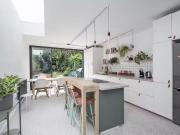 Nice 3 bedroom terraced house for rent in Capworth...