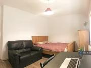 Unique 3 bedroom terraced house for rent in East Drive,...