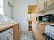Deal! 3 bedroom terraced house for rent in Gleave Road,...
