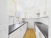 Rental! 3 bedroom terraced house for rent in Keighley...