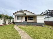 Unique 3 BR 18 William Street, Young, NSW 2594