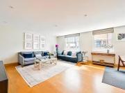 Just in! 3 BR Dunstable Mews