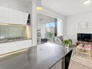 Unique 412/50 Connor Street, Kangaroo Point, QLD 4169