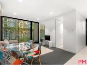 Cozy 413/33 Mackenzie Street, MELBOURNE Apartment for...