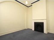 Cheap 44 Davis Street, Carlton North House for rent...