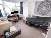 Cheap 4 bedroom detached house for rent in Bengal Road,...