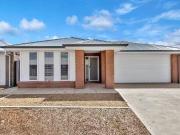 Nice 4 BR 35 Barritt Road, Munno Para Downs, SA 5115