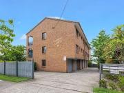 Cheap 5/11 Heidelberg Street, East Brisbane, QLD 4169