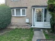Nice 5 bedroom end of terrace house for rent in...