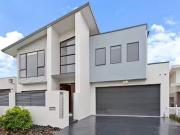 Charming 5 BR 15 Volpato Street, Forde, ACT 2914