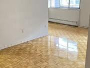 Nice 60151375 3161 Eglinton Ave E