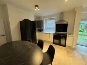 Deal! 7 bedroom semi detached house for rent in...