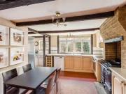 Deal! Cottage to rent in Mackies Hill, Peaslake,...