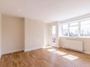 Unique Flat to rent in Avenue Road, London N14
