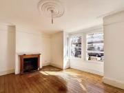 Cozy Flat to rent in Eatington Road, London E10