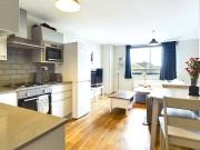Charming Flat to rent in Grosvenor Park Road,...
