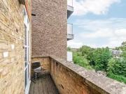 Cheap Flat to rent in Upper Richmond Road, Putney SW15