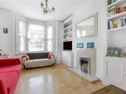 Cozy Lower Richmond Road, Putney