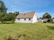 Cozy Newport Cottage, 105 Halftown Road