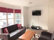 New Room in a Shared House, Whitechapel, L1