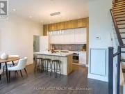 Charming Th02 508 Wellington Street W, Toronto, ON, M5V 1E3.