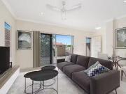 Cheap U2/22 Booligal Street, Camp Hill, QLD 4152
