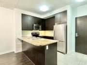 Cozy Unit 205 205 25 Lower Simcoe Street, Toronto,...