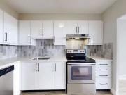 Just in! Unit 4 40 & 60 Pleasant Blvd