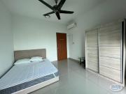 Cheapest Balcony room at the holmes 1, bandar tun razak...