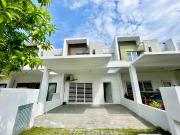 CHEAPEST MOVEIN READY 2 Storey Casa Green Cybersouth Dengkil