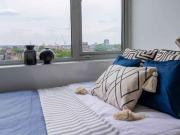 Chelsea Lightfoot Hall, London Has an Apartment