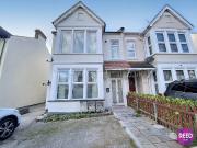 Cheltenham Road, Southend On Sea SS1, 1 bed flat to...