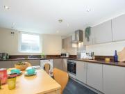 Chestnut Avenue, Hyde Park, 6 Bedroom Property