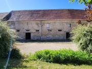 CHEVREVILLE 60 Grange en pierre à aménager 164m²