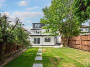 Cheyne Walk, Hendon, 6 Bedroom Semi detached