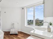 Chez Lindsay, 11 Hill Rise, London, TW10 6UQ, United...