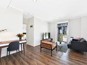 Chic 1 bedroom apartment near Melbourne Central Station