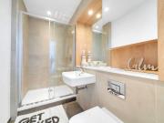 Chic 3Bed 2Bath Apartment in Canada Water, London