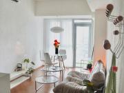 Chic and Trendy 2 Bedroom Unit For Sale at UPTOWN...
