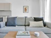 Chic Landstraße 2BR w/ Elevator & Playglound, Calm Area