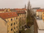 Chic studio apartment in modern design centrally located...